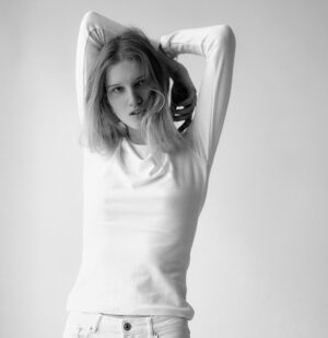 Tight white long sleeve Tee